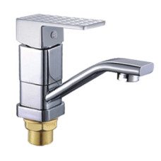 Смеситель для кухни Wisent WP45226-2 Смеситель для кухни Wisent WP45226-2